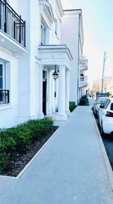 Cosy Penthouse - Large Balconies With Views - 5Min Disneyland Serris Exterior foto