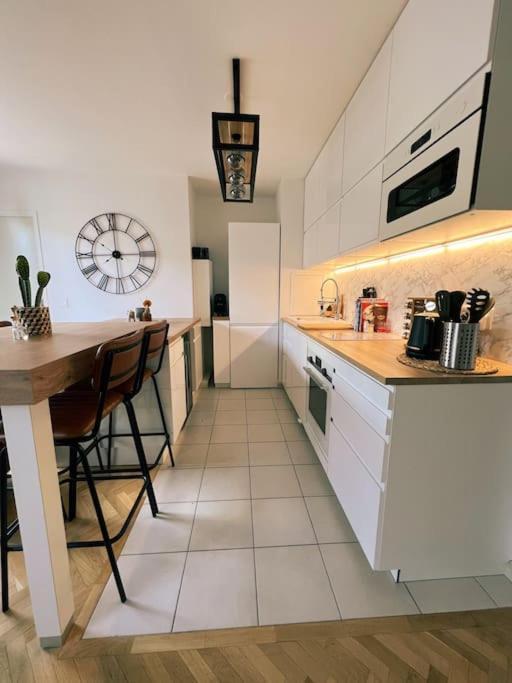 Cosy Penthouse - Large Balconies With Views - 5Min Disneyland Serris Exterior foto